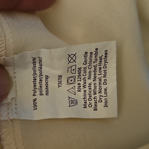 VENUS Ivory Black Trim Studded Cut-out Zipper Long Sleeve Chiffon Hi-Low Top - Picture 9 of 9